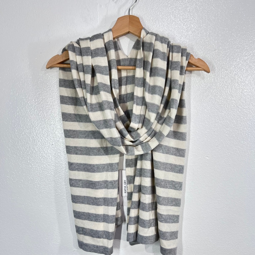 Chloe & Lex Striped Knit Poncho Gray White Cotton Multiway Wrap‎ Scarf One Size